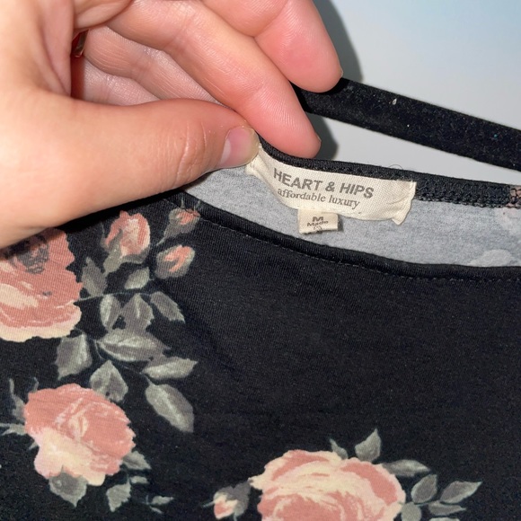 *SOLD* Black Floral Bodycon Dress - Picture 2 of 2